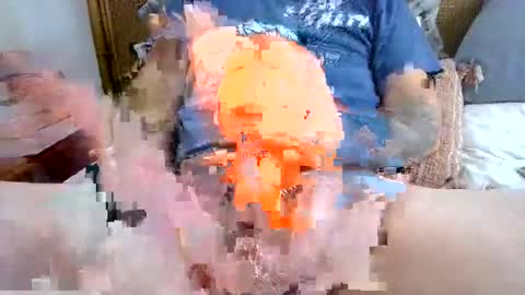 Snapshot of joeblow2525 chatting on February 25, 1:54 pm joeblow2525 online show from February 25, 1:54 pm