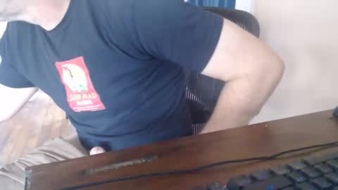 Snapshot of joebo7575 chatting on April 14, 9:43 pm joebo7575 online show from April 14, 9:43 pm