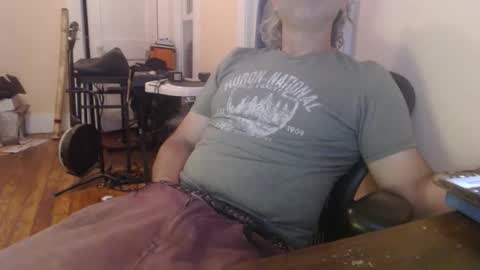 Snapshot of joebo7575 chatting on May 18, 3:35 am joebo7575 online show from May 18, 3:35 am
