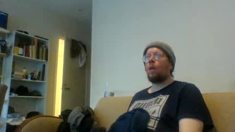 Snapshot of joehman chatting on June 13, 4:43 am joehman online show from June 13, 4:43 am