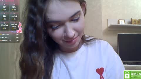 Jennifer online show from April 20, 7:48 pm