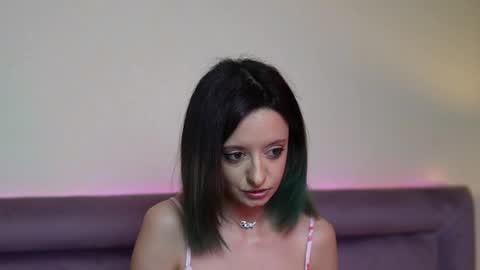  Joelle  online show from April 10, 8:13 pm