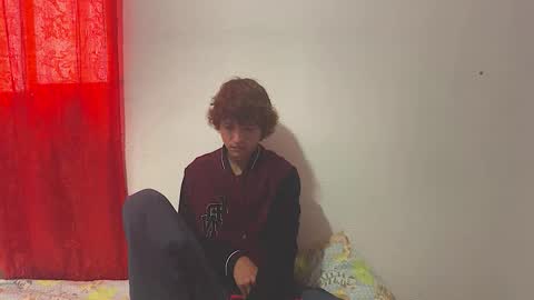 Snapshot of joelnclouds chatting on February 4, 6:58 pm Joel online show from February 4, 6:58 pm