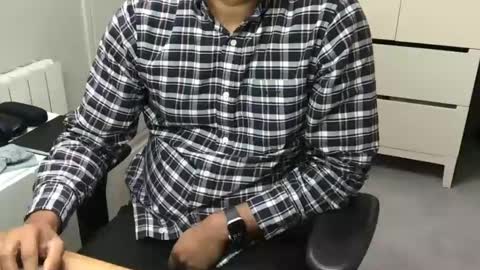 Snapshot of joeshades21 chatting on January 22, 12:27 pm joeshades21 online show from January 22, 12:27 pm