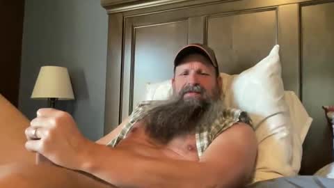 Snapshot of joestros chatting on February 28, 9:23 pm joestros online show from February 28, 9:23 pm