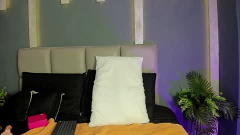 JOEY  online show from March 3, 2:56 pm