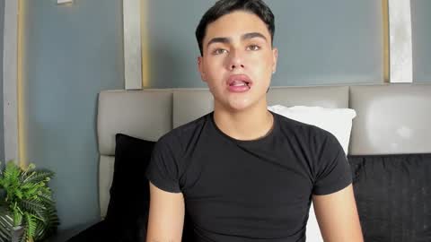 JOEY  online show from March 4, 2:01 pm