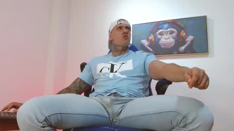     online show from February 14, 4:31 am