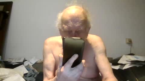 Snapshot of johan1948 chatting on December 22, 4:27 pm Johan online show from December 22, 4:27 pm
