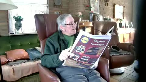 Snapshot of johan7_heet chatting on December 7, 2:13 pm johan7 heet online show from December 7, 2:13 pm