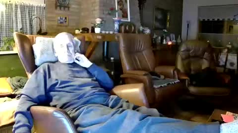 Snapshot of johan7_heet chatting on December 23, 7:52 pm johan7 heet online show from December 23, 7:52 pm