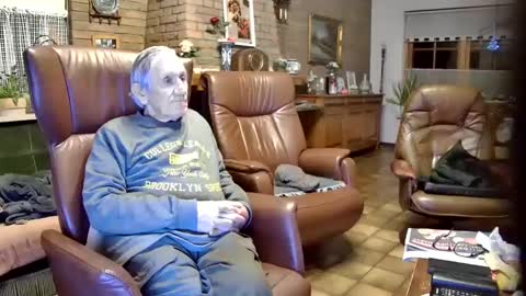 Snapshot of johan7_heet chatting on December 27, 9:43 pm johan7 heet online show from December 27, 9:43 pm