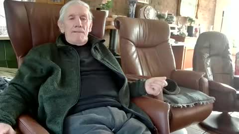 Snapshot of johan7_heet chatting on February 10, 10:42 am johan7 heet online show from February 10, 10:42 am