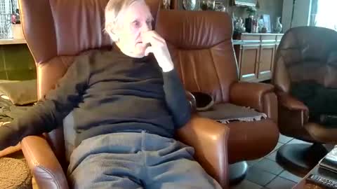 Snapshot of johan7_heet chatting on February 27, 4:32 pm johan7 heet online show from February 27, 4:32 pm