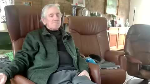 Snapshot of johan7_heet chatting on March 1, 1:18 pm johan7 heet online show from March 1, 1:18 pm
