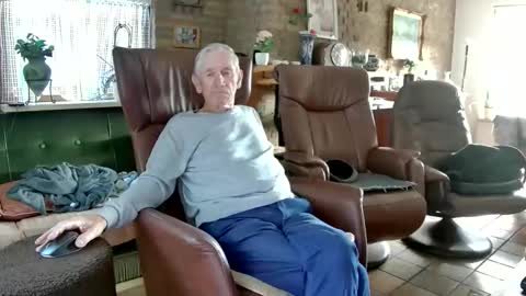 Snapshot of johan7_heet chatting on September 15, 3:56 pm johan7 heet online show from September 15, 3:56 pm