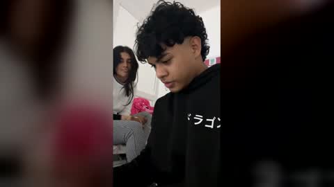 Johan Beley online show from February 21, 9:05 pm