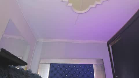 johan_bigcock999 online show from May 16, 7:45 pm