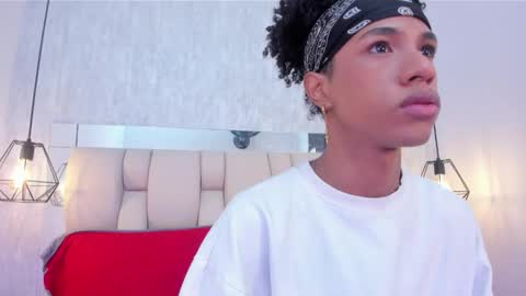 Johan  online show from February 26, 11:42 am