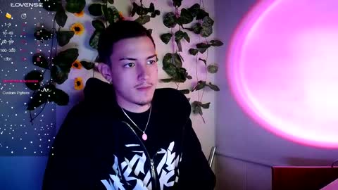 johan_parker222 online show from September 17, 2:13 am