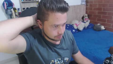Snapshot of johanleonsweetboy chatting on April 8, 4:29 pm JOHAN independient model online show from April 8, 4:29 pm