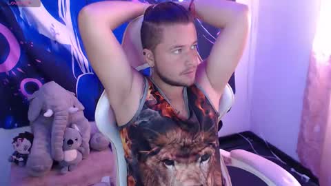 Snapshot of johanleonsweetboy chatting on April 23, 5:26 pm JOHAN independient model online show from April 23, 5:26 pm