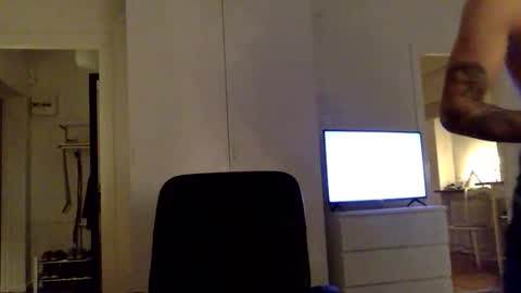 Snapshot of johannesjohnsson780 chatting on December 16, 8:36 pm johannesjohnsson780 online show from December 16, 8:36 pm