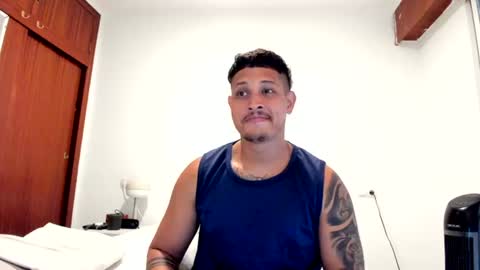 Snapshot of johansmith__ chatting on June 27, 12:22 pm Johan Smith online show from June 27, 12:22 pm