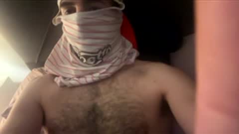 Snapshot of john80452 chatting on March 14, 4:40 am Youngbull online show from March 14, 4:40 am