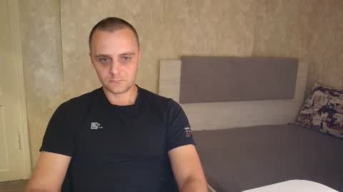 Snapshot of john_3019 chatting on June 19, 12:09 pm John online show from June 19, 12:09 pm