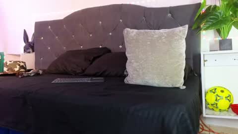 John  online show from July 12, 12:07 pm