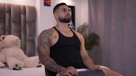 john online show from January 29, 6:39 pm