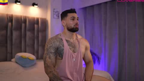 Snapshot of john_king29 chatting on February 5, 12:04 am john online show from February 5, 12:04 am