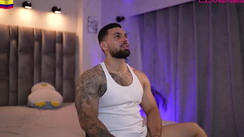 Snapshot of john_king29 chatting on February 5, 10:36 pm john online show from February 5, 10:36 pm