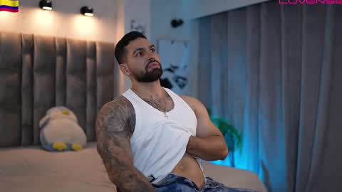 Snapshot of john_king29 chatting on February 25, 1:10 pm john online show from February 25, 1:10 pm