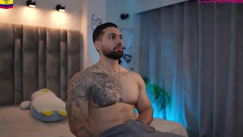 Snapshot of john_king29 chatting on February 27, 1:44 pm john online show from February 27, 1:44 pm