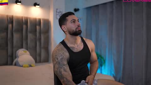 Snapshot of john_king29 chatting on March 1, 10:12 pm john online show from March 1, 10:12 pm