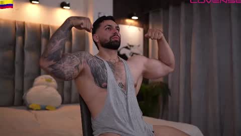 Snapshot of john_king29 chatting on July 12, 8:00 pm john online show from July 12, 8:00 pm