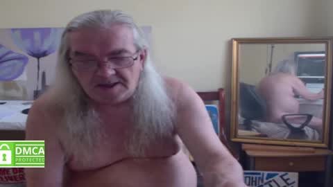 Snapshot of john_little_one chatting on April 25, 9:23 am JOHN online show from April 25, 9:23 am