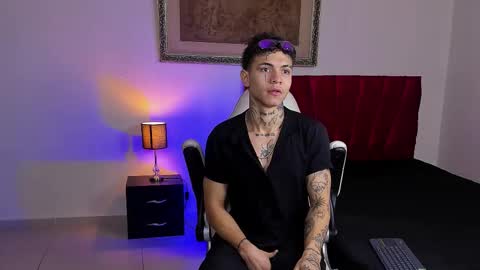 Snapshot of john_mystic chatting on February 6, 2:27 am Jhon Mystic online show from February 6, 2:27 am