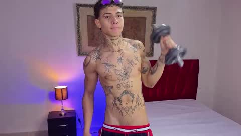 Snapshot of john_mystic chatting on February 20, 3:03 am Jhon Mystic online show from February 20, 3:03 am