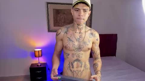 Snapshot of john_mystic chatting on February 23, 3:48 am Jhon Mystic online show from February 23, 3:48 am