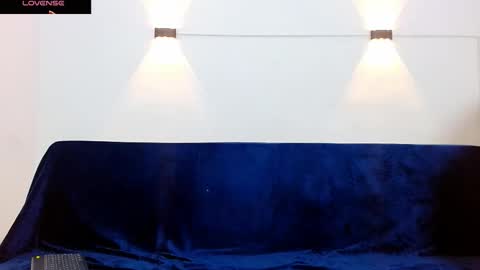 john_ssnow29 online show from November 6, 8:37 am