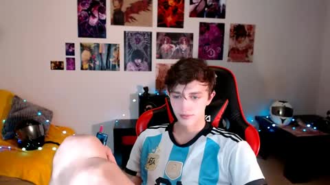 john_winx online show from March 29, 1:55 pm