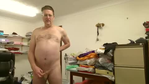 Snapshot of johnathan_stuart33 chatting on February 26, 8:37 am johnathan_stuart33 online show from February 26, 8:37 am