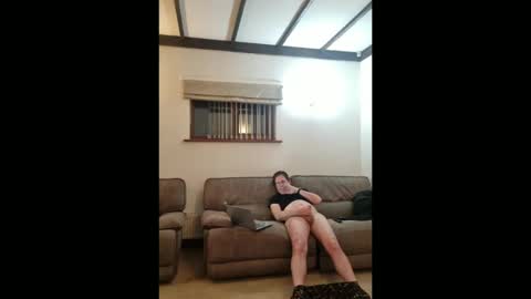 Snapshot of johnathan_stuart33 chatting on February 7, 12:47 am johnathan_stuart33 online show from February 7, 12:47 am