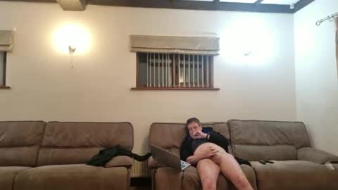 Snapshot of johnathan_stuart33 chatting on March 8, 11:52 pm johnathan_stuart33 online show from March 8, 11:52 pm