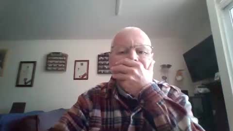 Snapshot of johndesnudado chatting on April 15, 3:08 pm johndesnudado online show from April 15, 3:08 pm