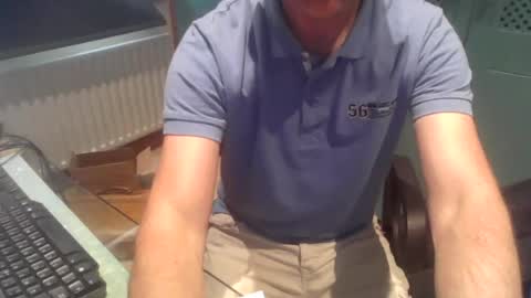 Snapshot of johndrake7 chatting on July 5, 6:37 pm johndrake7 online show from July 5, 6:37 pm