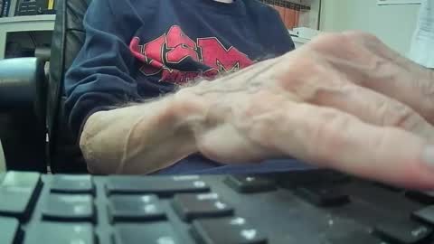 johngp777 online show from April 25, 10:29 pm